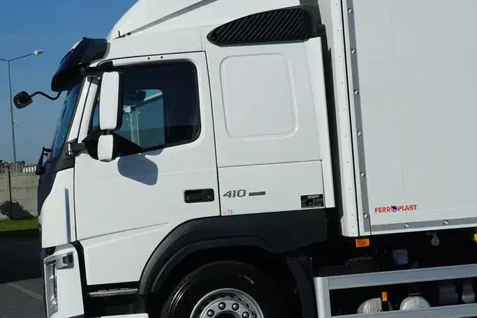 Volvo FM / 410 / E 6 / CHŁODNIA + WINDA / 21 PALET / DOPPEL STOCK / MULTI TEMPERATTURA zdjęcie 24