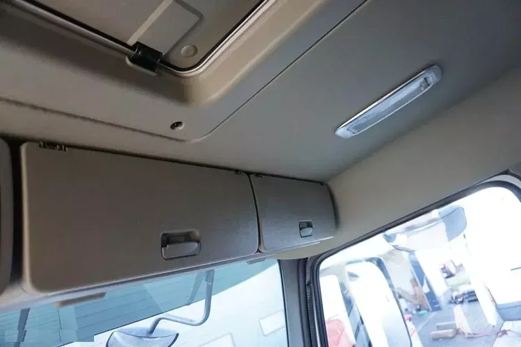 Volvo FM / 410 / E 6 / CHŁODNIA + WINDA / 21 PALET / DOPPEL STOCK / MULTI TEMPERATTURA zdjęcie 40