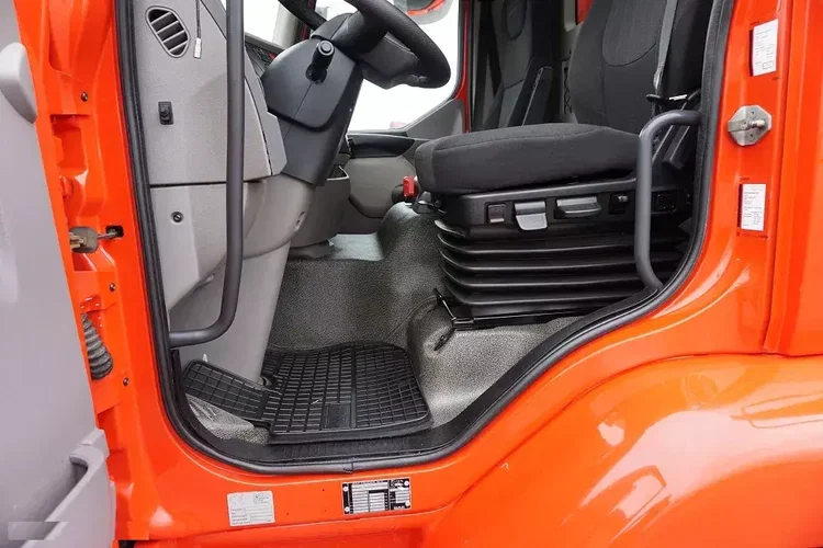 DAF LF / 290 / ACC / EURO 6 / BRAMOWIEC / DMC 14 000 KG zdjęcie 25