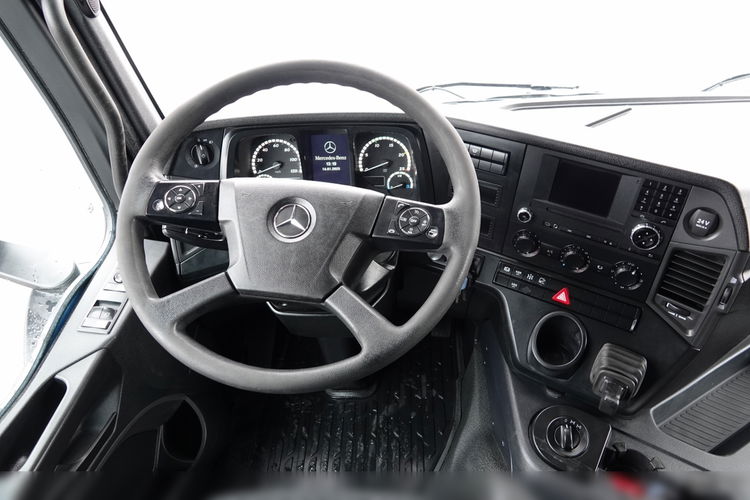 Mercedes AROCS 3243 / 8x4 / WYWROTKA 20m3 / TYLNOZSYP / EURO 6 / OPONY 100 % / ŁADOWNOŚĆ: 19, 500 KG / HYDROKLAPA  zdjęcie 35