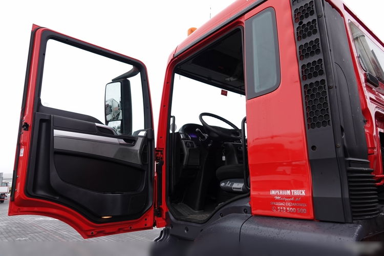 MAN TGS 35.360 / 8x2-4 / LAWETA + HDS HIAB 166 E-2 / OŚ PODNOSZONA / 4 OSIOWY / NAJAZDY HYDRAULICZNE / WCIĄGARKA / POMOC DROGOWA / EURO 5 EEV zdjęcie 33