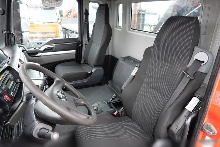 MAN TGS 35.360 / 8x2-4 / LAWETA + HDS HIAB 166 E-2 / OŚ PODNOSZONA / 4 OSIOWY / NAJAZDY HYDRAULICZNE / WCIĄGARKA / POMOC DROGOWA / EURO 5 EEV zdjęcie 35