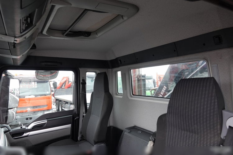 MAN TGS 35.360 / 8x2-4 / LAWETA + HDS HIAB 166 E-2 / OŚ PODNOSZONA / 4 OSIOWY / NAJAZDY HYDRAULICZNE / WCIĄGARKA / POMOC DROGOWA / EURO 5 EEV zdjęcie 36