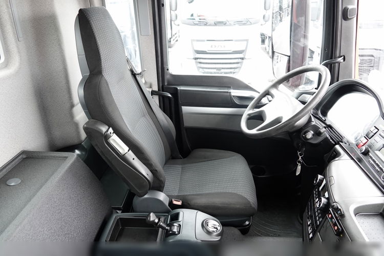MAN TGS 35.360 / 8x2-4 / LAWETA + HDS HIAB 166 E-2 / OŚ PODNOSZONA / 4 OSIOWY / NAJAZDY HYDRAULICZNE / WCIĄGARKA / POMOC DROGOWA / EURO 5 EEV zdjęcie 37