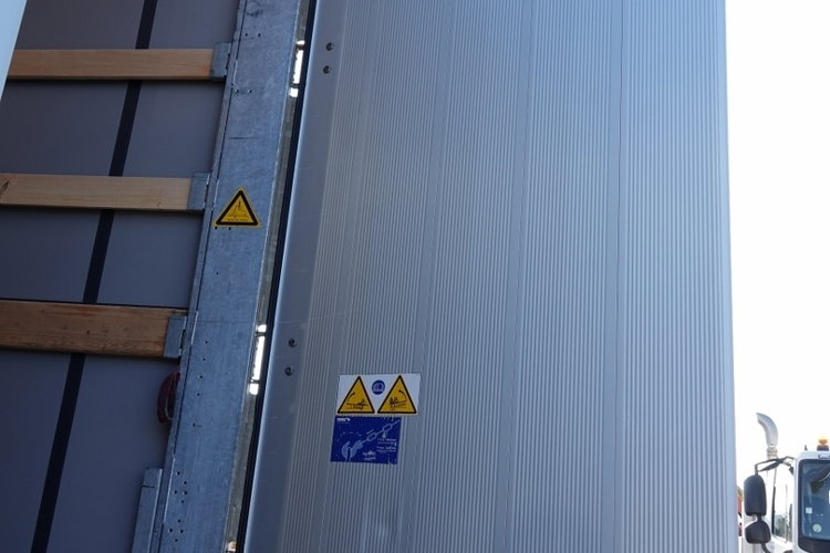 Schmitz -CARGOBULL / FIRANKA / STANDARD / OPONY 100 % zdjęcie 14