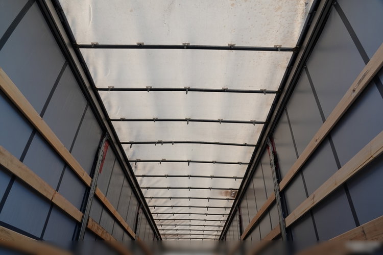 Schmitz -CARGOBULL / FIRANKA / STANDARD / OPONY 100 % zdjęcie 18