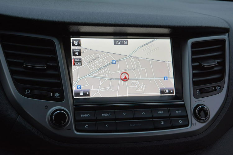 Hyundai Tucson 79 tys Przebieg Ledy Duża Navi Kamera ASO Alu 19 zdjęcie 26