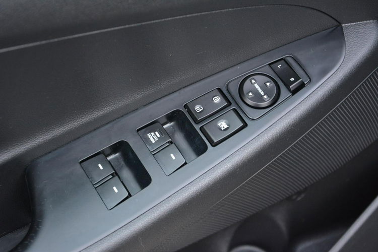 Hyundai Tucson 79 tys Przebieg Ledy Duża Navi Kamera ASO Alu 19 zdjęcie 28