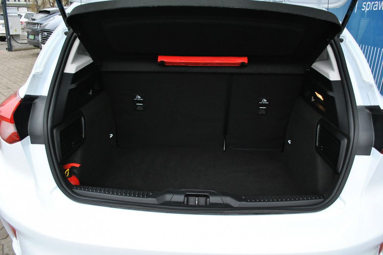 Focus Hatchback Connected 1, 5 EcoBlue 120KM ASO Forda Gwarancja zdjęcie 10