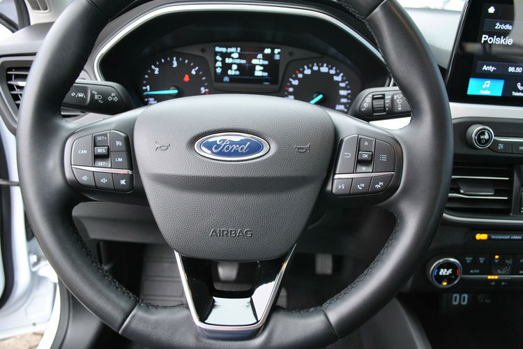 Focus Hatchback Connected 1, 5 EcoBlue 120KM ASO Forda Gwarancja zdjęcie 17