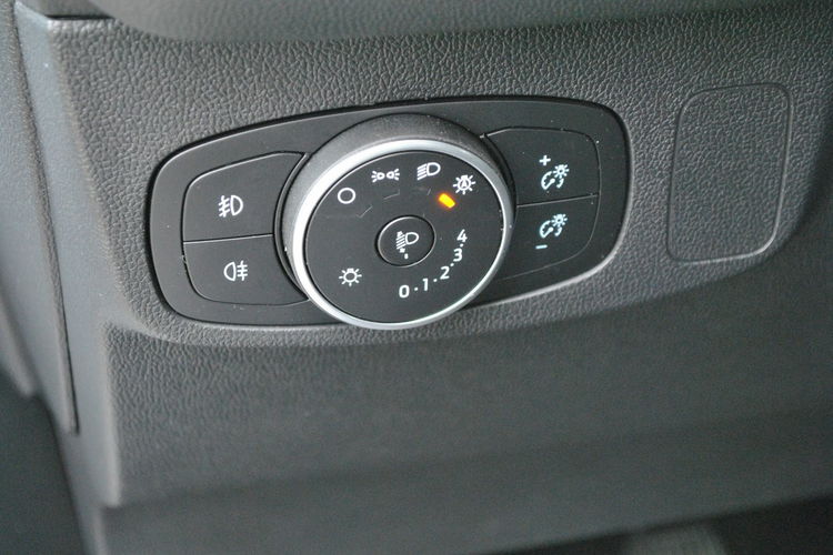 Focus Hatchback Connected 1, 5 EcoBlue 120KM ASO Forda Gwarancja zdjęcie 23