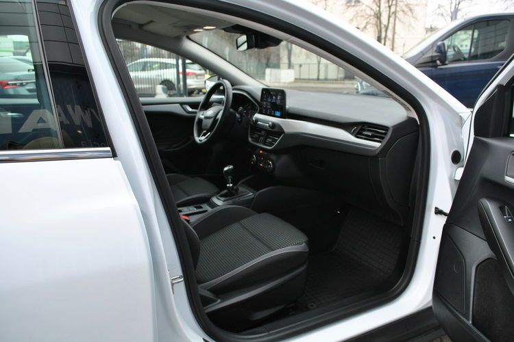 Focus Hatchback Connected 1, 5 EcoBlue 120KM ASO Forda Gwarancja zdjęcie 26