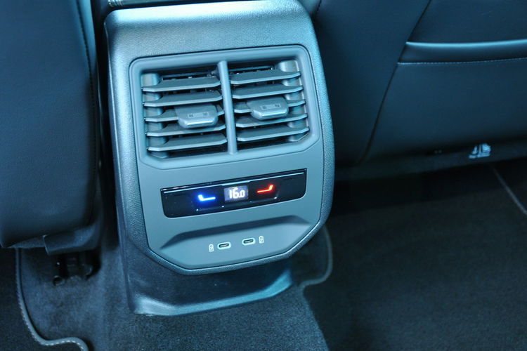 Cupra Formentor 1.5TSI 150KM DSG Podgrz.Kier. Ambiente Kamera El.Klapa FV23% Dealer zdjęcie 23