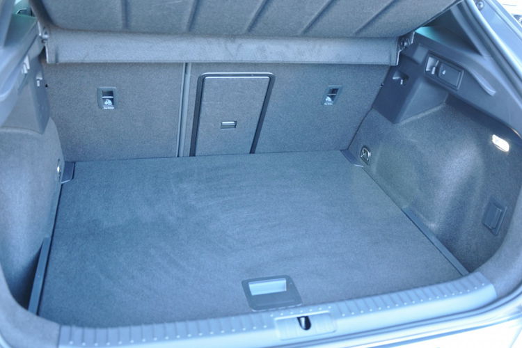 Cupra Formentor 1.5TSI 150KM DSG Podgrz.Kier. Ambiente Kamera El.Klapa FV23% Dealer zdjęcie 27