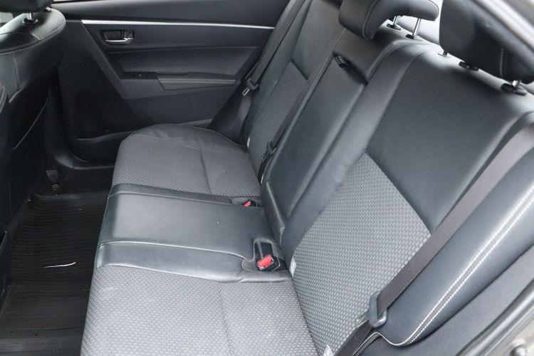 Toyota Corolla krajowy.1-właściciel,  model 2017,  serwis,  zarejestrowany zdjęcie 13