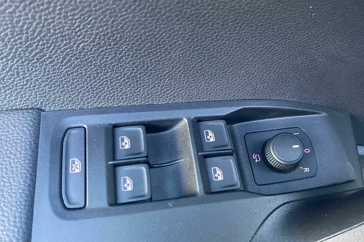 Seat Arona zdjęcie 12