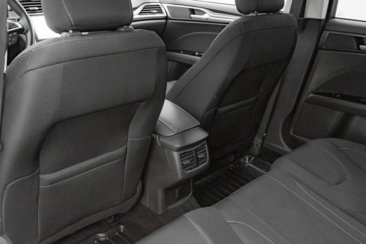 Ford Mondeo 2.0 EcoBlue Titanium Podgrz.f kier szyba K.cof Salon PL VAT23% zdjęcie 25