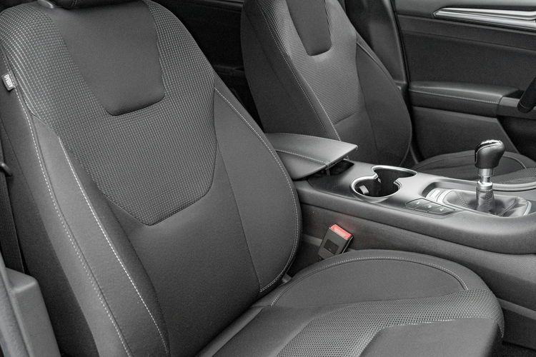 Ford Mondeo 2.0 EcoBlue Titanium Podgrz.f kier szyba K.cof Salon PL VAT23% zdjęcie 34