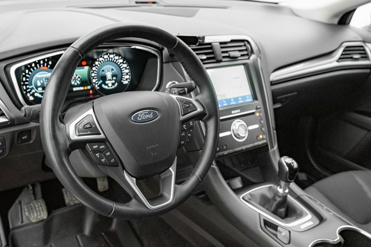 Ford Mondeo 2.0 EcoBlue Titanium Podgrz.f kier szyba K.cof Salon PL VAT23% zdjęcie 6