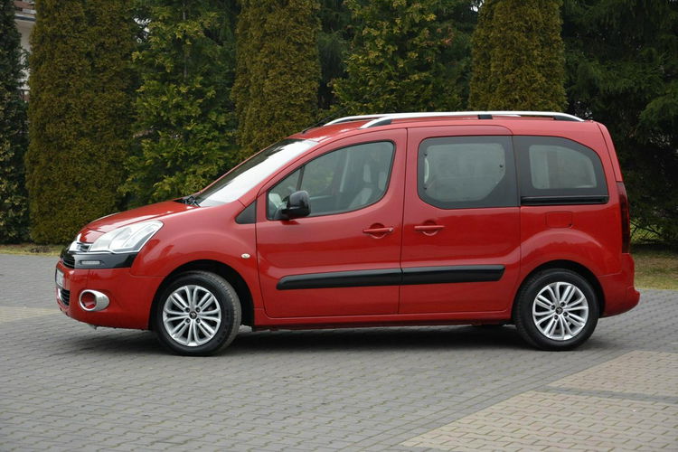 Citroen Berlingo lift Multispace Klimatronic Ledy Relingi Parltronic Hak Alu 16 zdjęcie 11