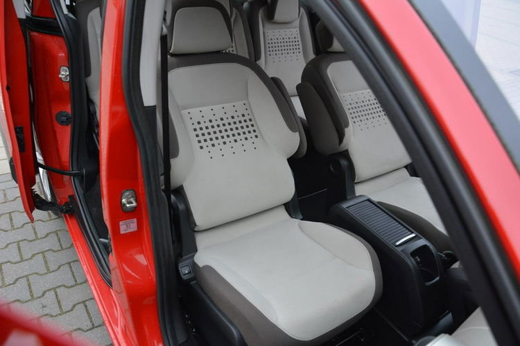 Citroen Berlingo lift Multispace Klimatronic Ledy Relingi Parltronic Hak Alu 16 zdjęcie 19