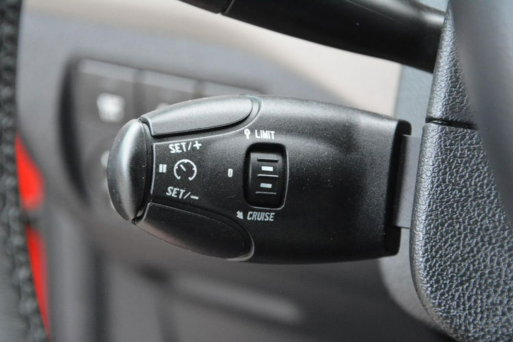 Citroen Berlingo lift Multispace Klimatronic Ledy Relingi Parltronic Hak Alu 16 zdjęcie 29