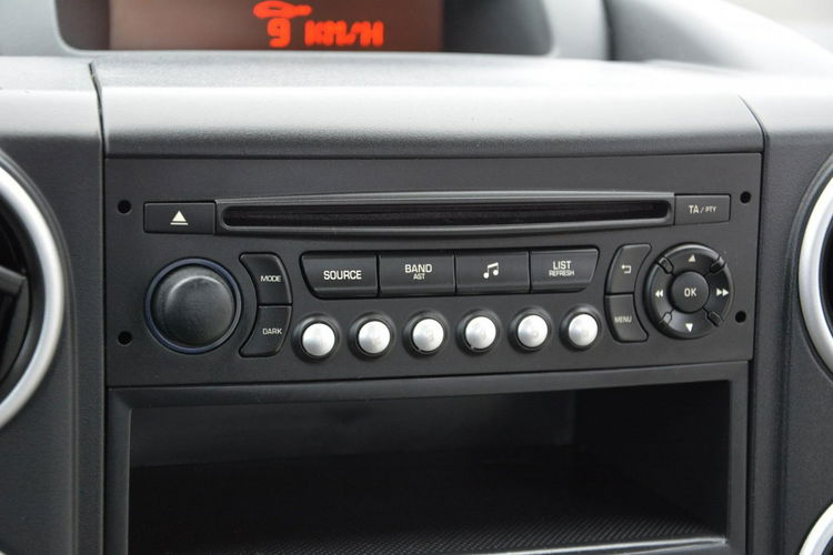 Citroen Berlingo lift Multispace Klimatronic Ledy Relingi Parltronic Hak Alu 16 zdjęcie 31