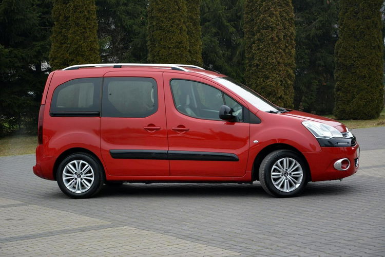 Citroen Berlingo lift Multispace Klimatronic Ledy Relingi Parltronic Hak Alu 16 zdjęcie 4