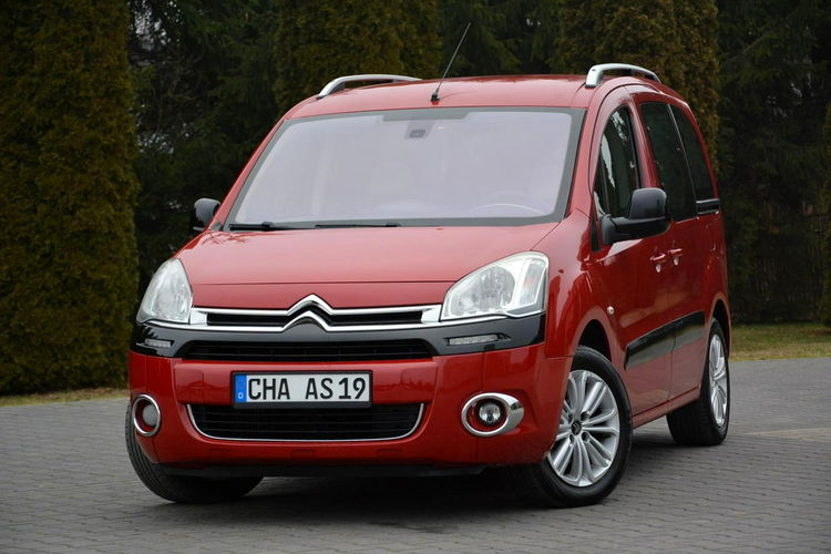 Citroen Berlingo lift Multispace Klimatronic Ledy Relingi Parltronic Hak Alu 16 zdjęcie 8