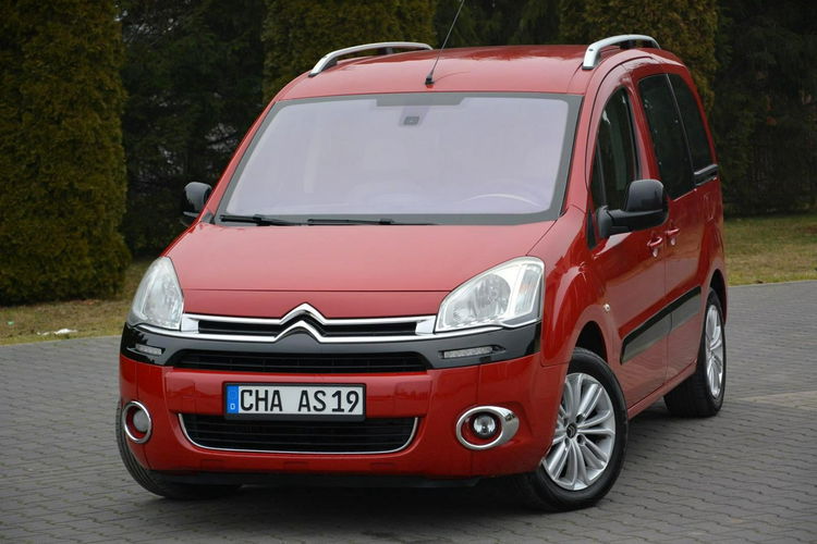 Citroen Berlingo lift Multispace Klimatronic Ledy Relingi Parltronic Hak Alu 16 zdjęcie 9