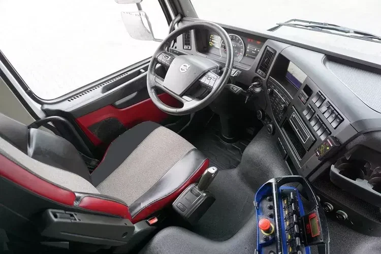 Volvo FMX / 540 / 8 X 4 / TRIDEM / SKRZYNIOWY + HDS / FASSI F 295 / WYS. 16.7 M zdjęcie 13