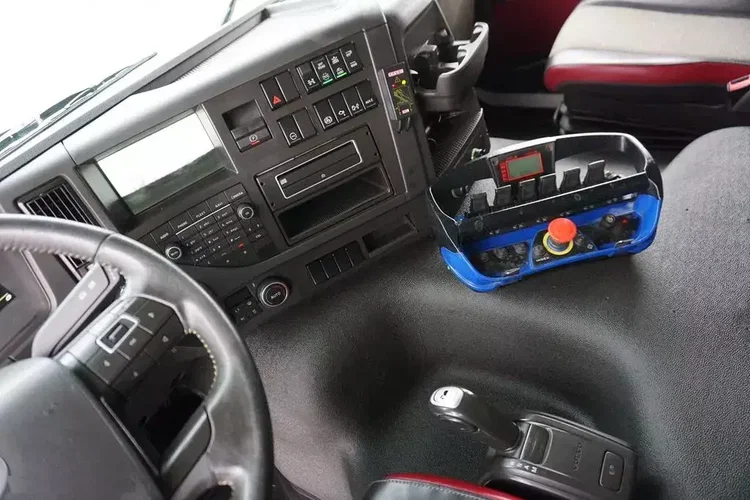 Volvo FMX / 540 / 8 X 4 / TRIDEM / SKRZYNIOWY + HDS / FASSI F 295 / WYS. 16.7 M zdjęcie 14