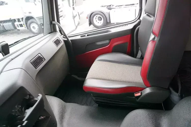 Volvo FMX / 540 / 8 X 4 / TRIDEM / SKRZYNIOWY + HDS / FASSI F 295 / WYS. 16.7 M zdjęcie 23