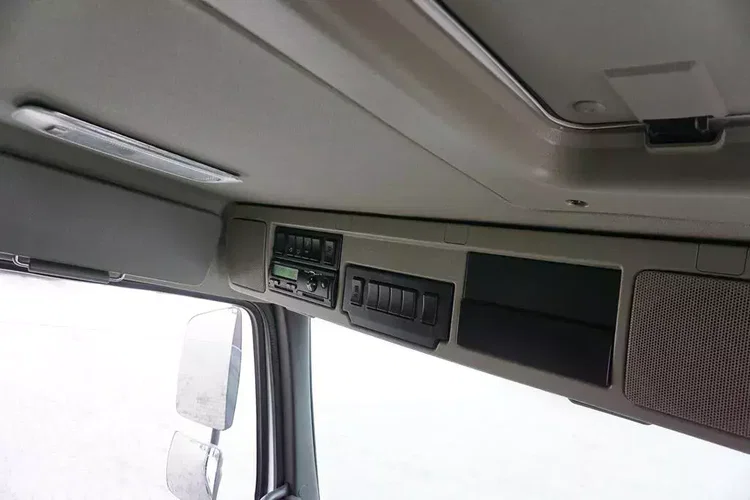 Volvo FMX / 540 / 8 X 4 / TRIDEM / SKRZYNIOWY + HDS / FASSI F 295 / WYS. 16.7 M zdjęcie 31