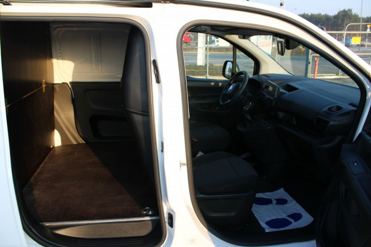 Citroen Berlingo 1.5 BlueHDi M Club Kamera F-vat VAT-1 SalonPL zdjęcie 10