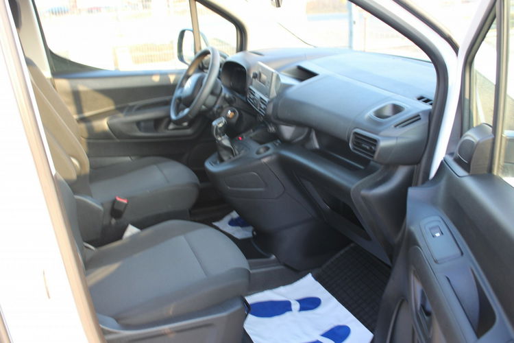 Citroen Berlingo 1.5 BlueHDi M Club Kamera F-vat VAT-1 SalonPL zdjęcie 12
