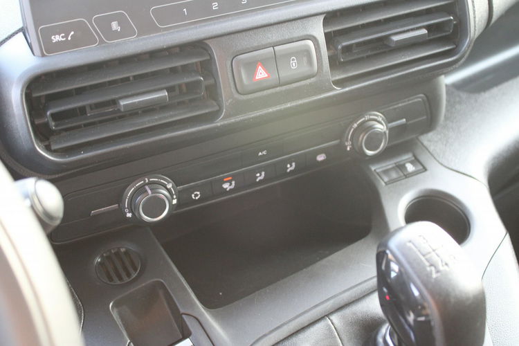 Citroen Berlingo 1.5 BlueHDi M Club Kamera F-vat VAT-1 SalonPL zdjęcie 20