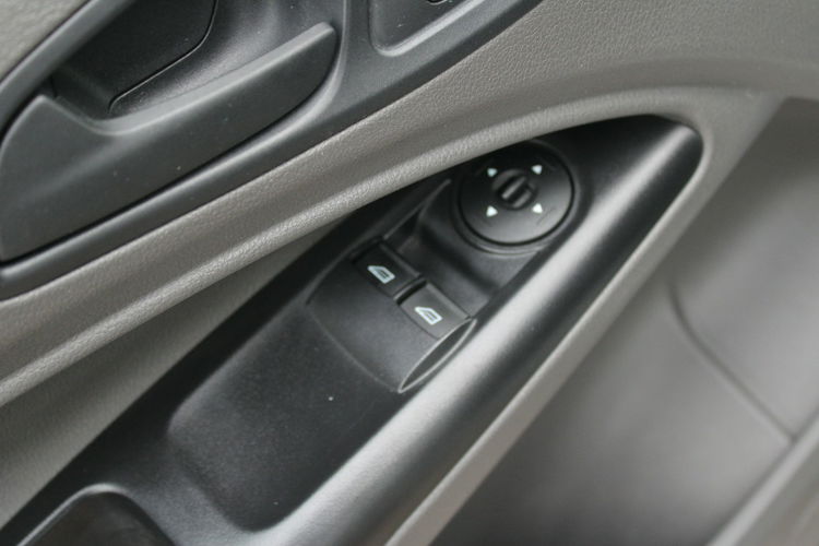 Ford Transit Connect Trend Automat F-vat Gwarancja zabudowa zdjęcie 12