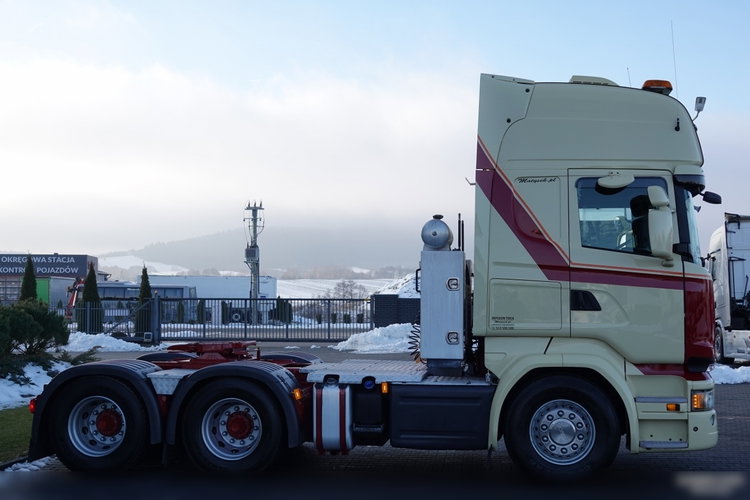 Scania R 580 / V8 / 6x4 / DMC: 95.000 KG / KLIMA POSTOJOWA / OPTICRUISE / 3 OSIOWY CIĄGNIK SIODŁOWY  zdjęcie 10