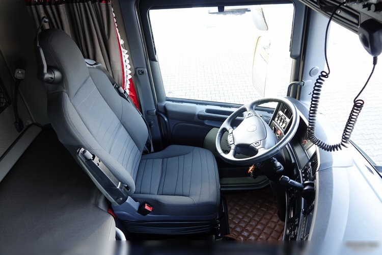 Scania R 580 / V8 / 6x4 / DMC: 95.000 KG / KLIMA POSTOJOWA / OPTICRUISE / 3 OSIOWY CIĄGNIK SIODŁOWY  zdjęcie 35