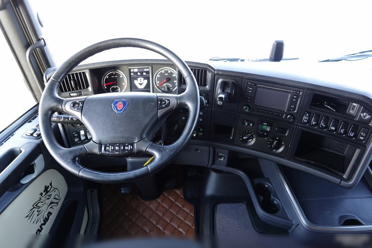Scania R 580 / V8 / 6x4 / DMC: 95.000 KG / KLIMA POSTOJOWA / OPTICRUISE / 3 OSIOWY CIĄGNIK SIODŁOWY  zdjęcie 37