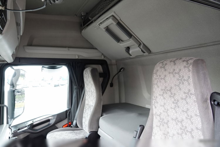 Scania R 450 / MEGA / LOWDECK / RETARDER / PO KONTRAKCIE SERWISOWYM zdjęcie 24