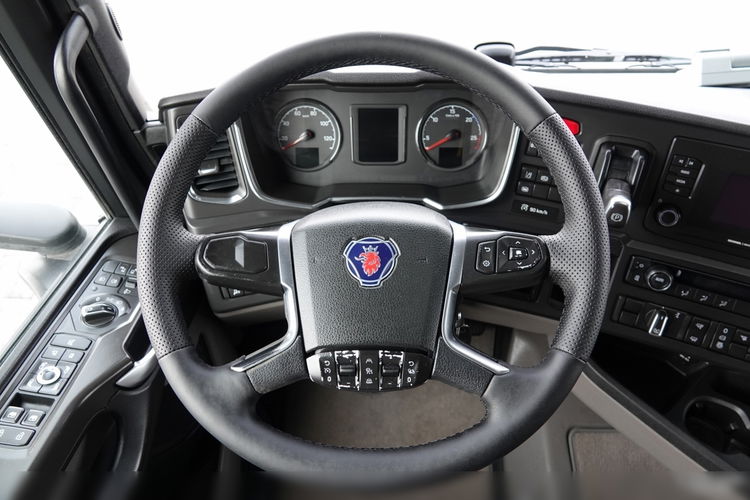 Scania R 450 / MEGA / LOWDECK / RETARDER / PO KONTRAKCIE SERWISOWYM zdjęcie 27