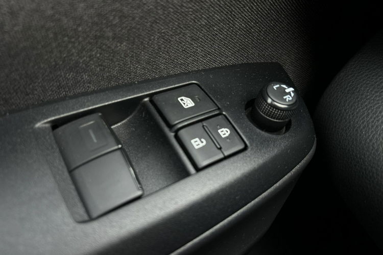 Toyota Yaris 1.5 HSD 116KM COMFORT, salon Polska, gwarancja, FV23% zdjęcie 20