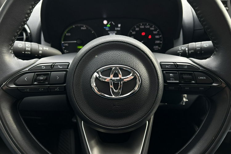 Toyota Yaris 1.5 HSD 116KM COMFORT, salon Polska, gwarancja, FV23% zdjęcie 21