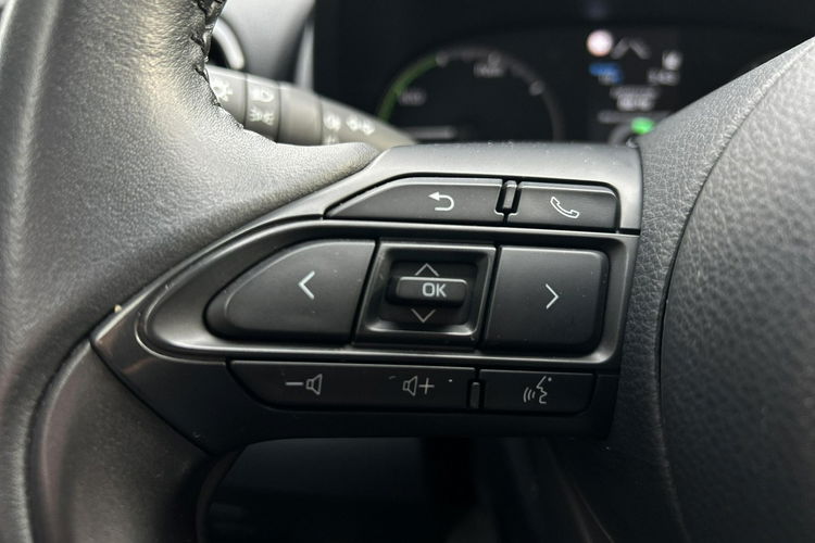 Toyota Yaris 1.5 HSD 116KM COMFORT, salon Polska, gwarancja, FV23% zdjęcie 24