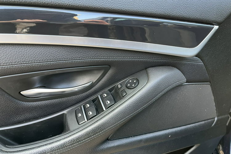 BMW 535 535D Automat Skóry Kamera Navi Panorama Stan IDealny Bezwypadk Opłacon zdjęcie 22