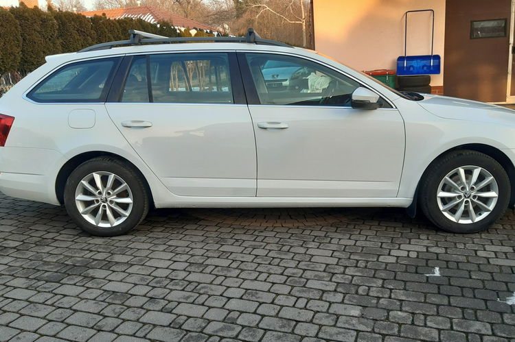 Octavia Skoda Octavia 1.6 TDI 4x4 zdjęcie 9