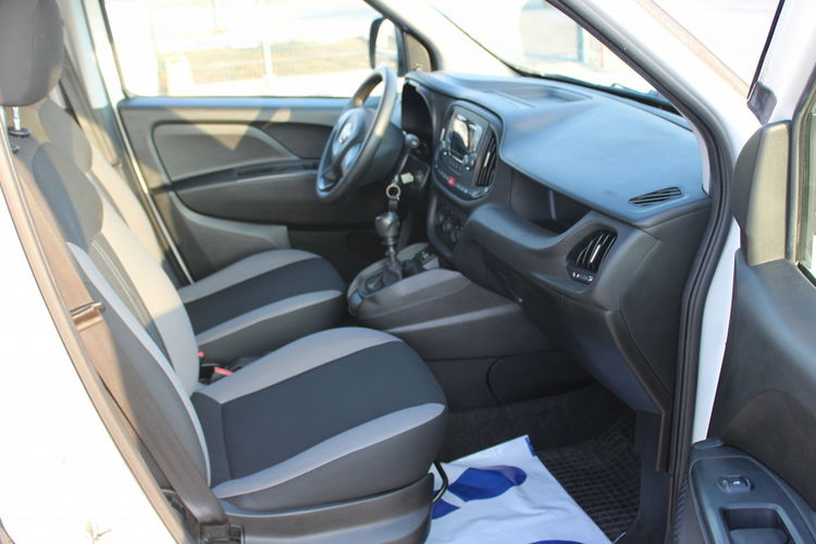 Fiat Doblo Dynamic L2 105HP F-vat HAK SalonPL Gwarancja zdjęcie 14
