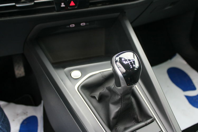 Volkswagen Golf LIFE Virtual F-vat Salon Polska Gwarancja zdjęcie 23